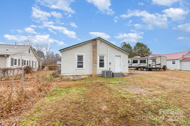 12056 E Old US 64 Highway, Lexington, NC 27292