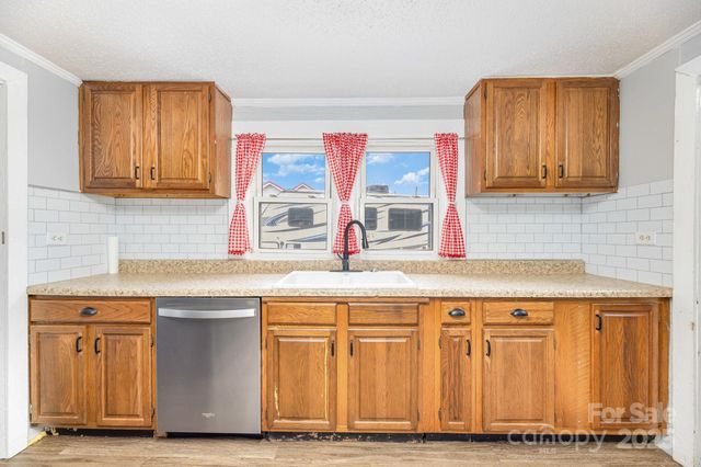 12056 E Old US 64 Highway, Lexington, NC 27292