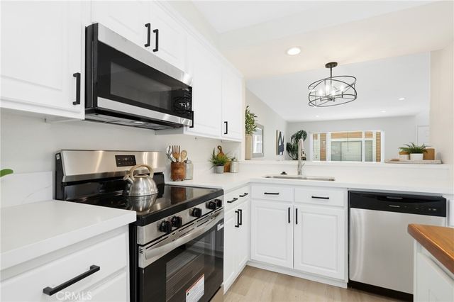 25885 Trabuco, Lake Forest, CA 92630
