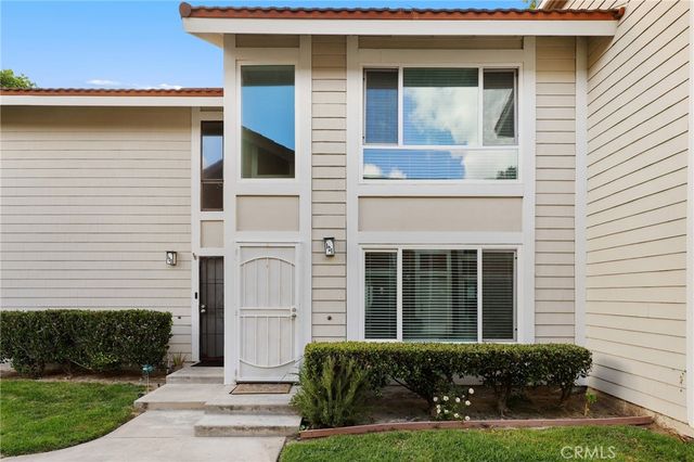 25885 Trabuco, Lake Forest, CA 92630