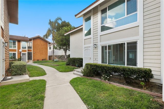 25885 Trabuco, Lake Forest, CA 92630