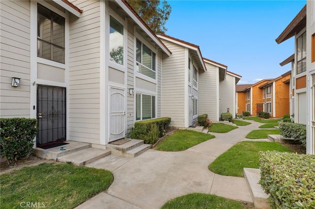 25885 Trabuco, Lake Forest, CA 92630