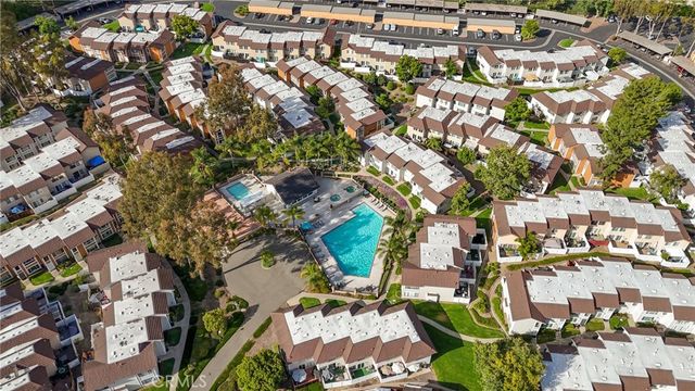 25885 Trabuco, Lake Forest, CA 92630