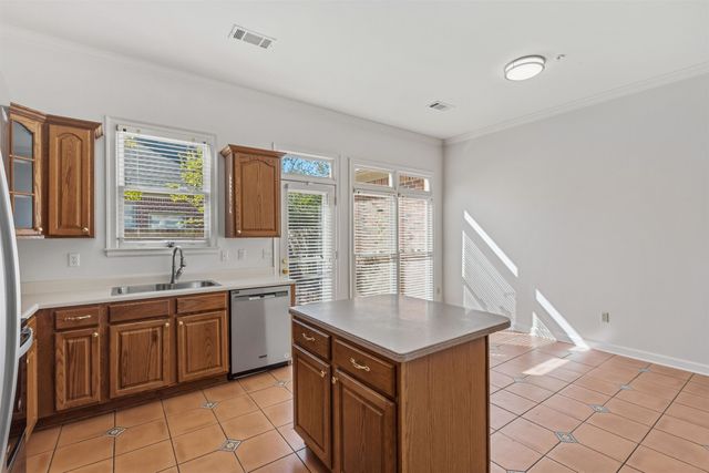 1732 CONSTABLE CT, Collierville, TN 38017
