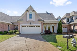 1732 CONSTABLE CT, Collierville, TN 38017
