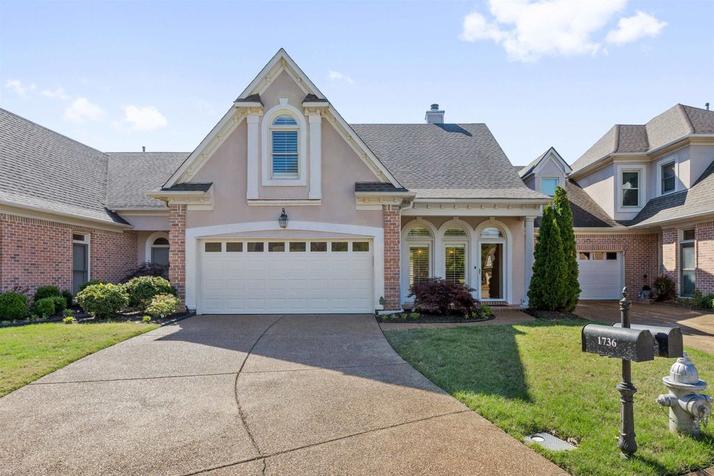 1732 CONSTABLE CT, Collierville, TN 38017