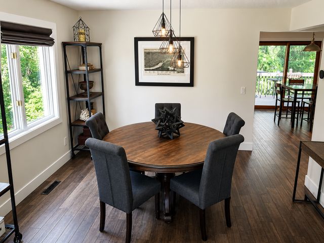 15576 Canyon Ridge, Eden Prairie, MN 55347
