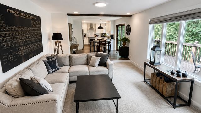 15576 Canyon Ridge, Eden Prairie, MN 55347