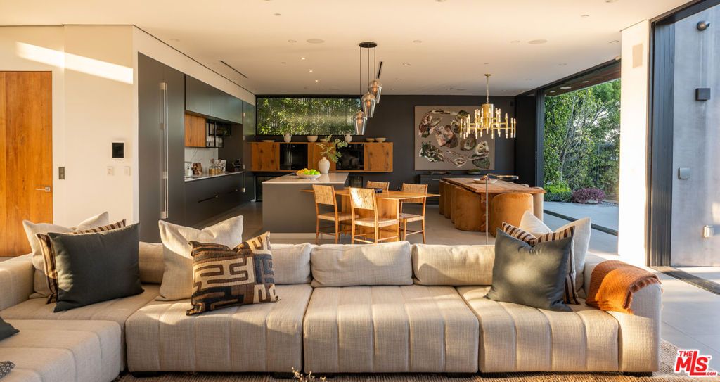 1632 Stradella Road, Los Angeles, CA 90077 — photo 4