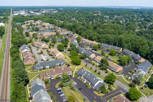 40 Wareham Ct 40, Scotch Plains Twp., NJ 07076