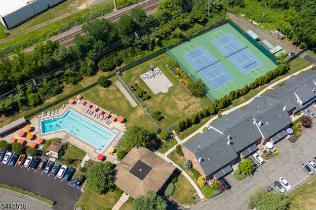 40 Wareham Ct 40, Scotch Plains Twp., NJ 07076