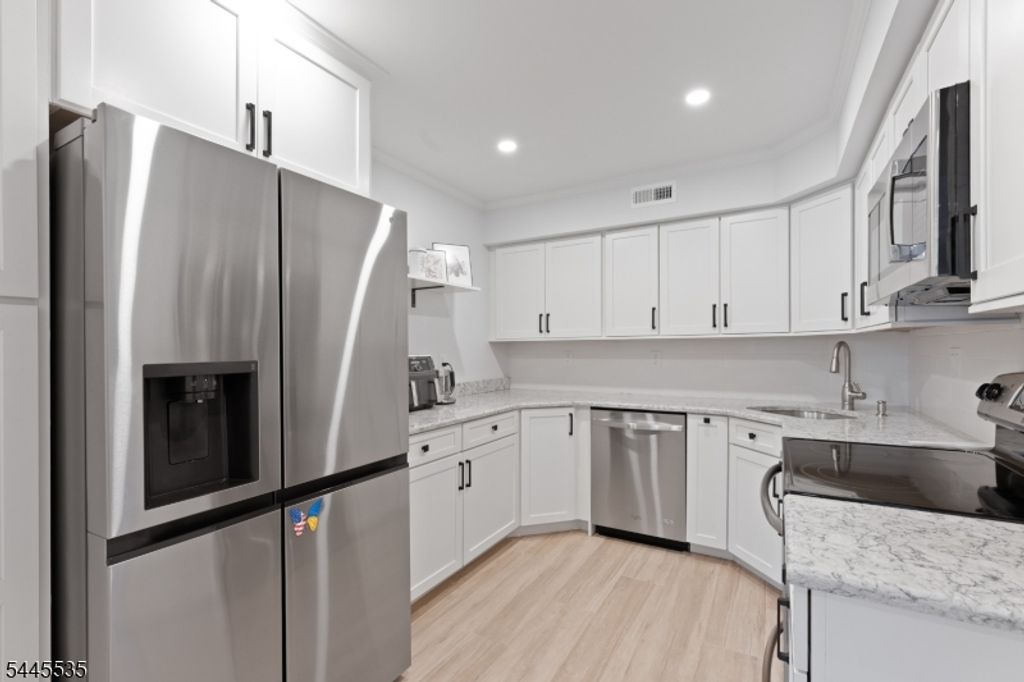 40 Wareham Ct 40, Scotch Plains Twp., NJ 07076