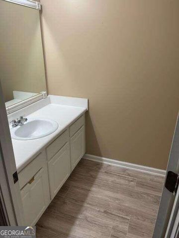 6111 Camden Forrest Drive, Riverdale, GA 30274