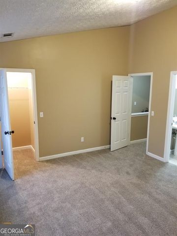 6111 Camden Forrest Drive, Riverdale, GA 30274