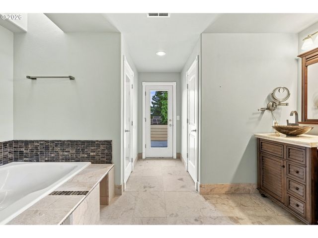 2616 Ne 164TH St, Ridgefield, WA 98642