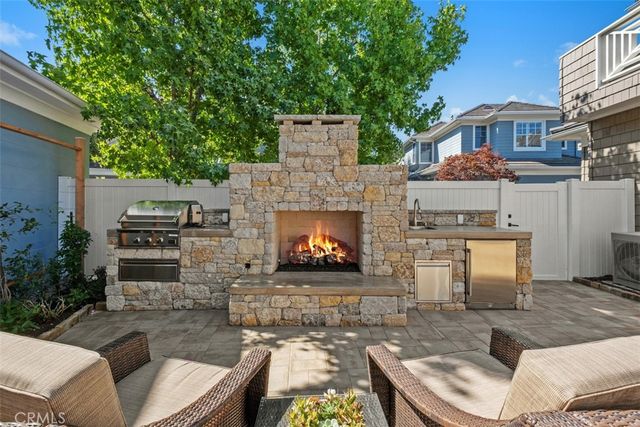 40 Crooked Stick Drive, Newport Beach, CA 92660