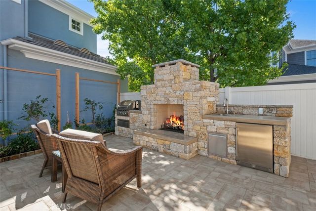 40 Crooked Stick Drive, Newport Beach, CA 92660
