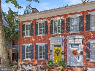 233 FREDERICK ST, Hanover, PA 17331