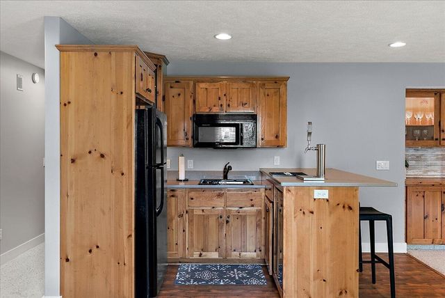 2678 Hawthorne Court, Georgetown Twp, MI 49428