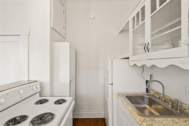 501 E FLORIBRASKA AVENUE, Tampa, FL 33603