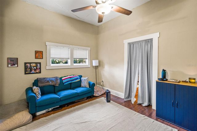 501 E FLORIBRASKA AVENUE, Tampa, FL 33603