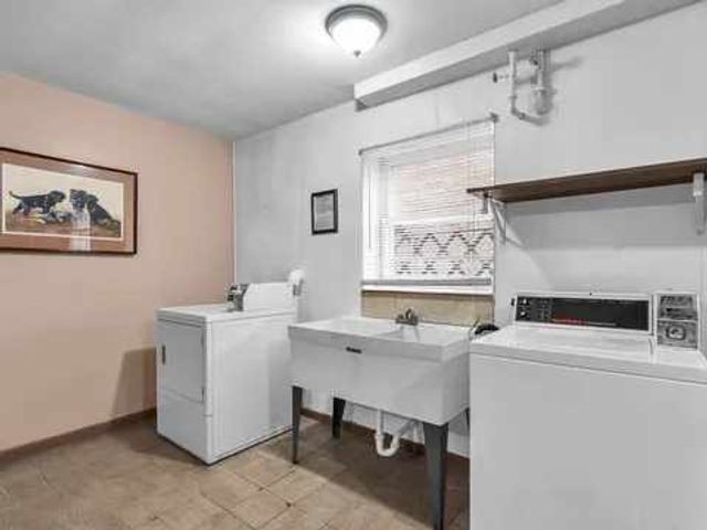 6747 N Olmsted Avenue 1A, Chicago, IL 60631