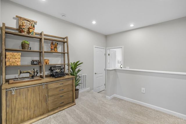 1524 Summerview Lane, Miami Twp, OH 45150