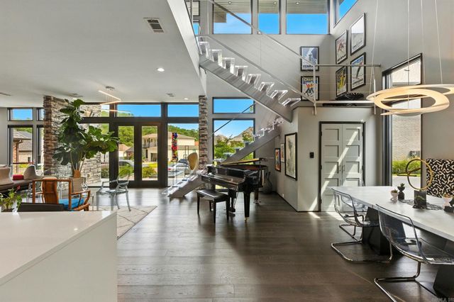 31 La Scala Court, Little Rock, AR 72212