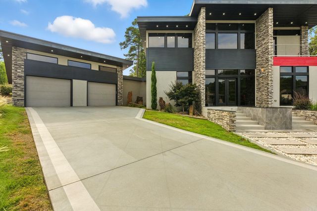 31 La Scala Court, Little Rock, AR 72212