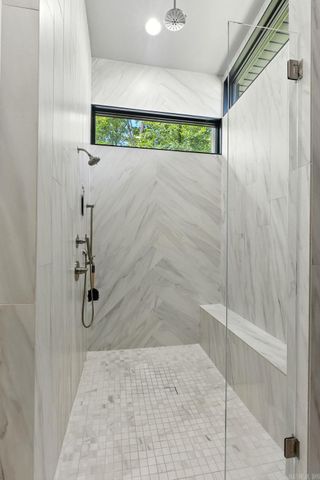 31 La Scala Court, Little Rock, AR 72212