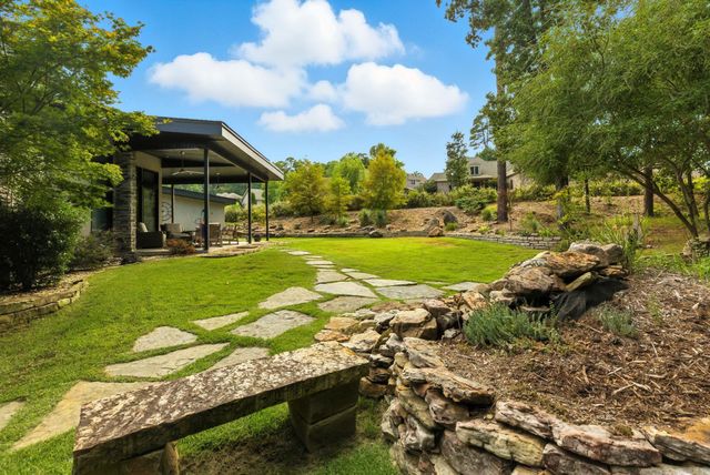 31 La Scala Court, Little Rock, AR 72212