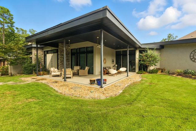 31 La Scala Court, Little Rock, AR 72212