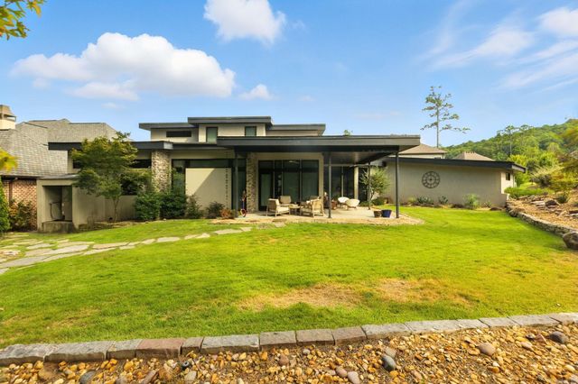 31 La Scala Court, Little Rock, AR 72212