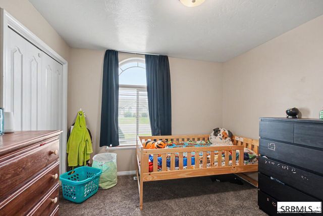 619 S Holladay Circle, Ammon, ID 83406