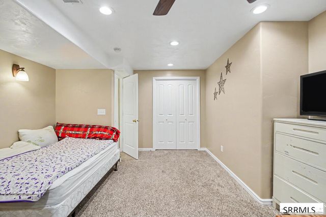 619 S Holladay Circle, Ammon, ID 83406