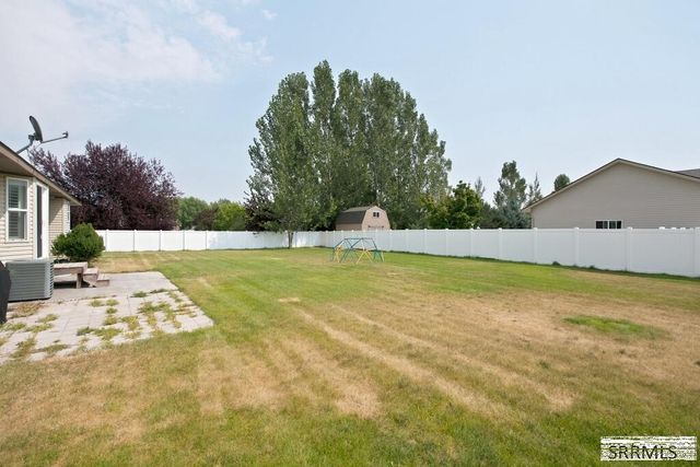 619 S Holladay Circle, Ammon, ID 83406