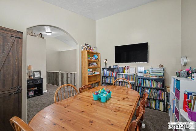 619 S Holladay Circle, Ammon, ID 83406