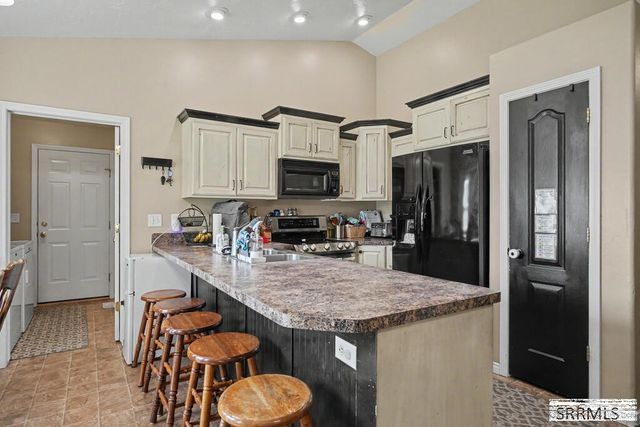 619 S Holladay Circle, Ammon, ID 83406