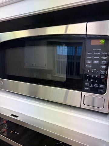 300 N Lockeport Drive, Edmond, OK 73003