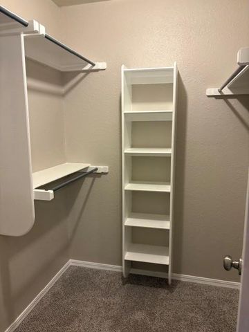 300 N Lockeport Drive, Edmond, OK 73003