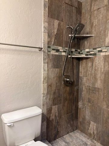 300 N Lockeport Drive, Edmond, OK 73003