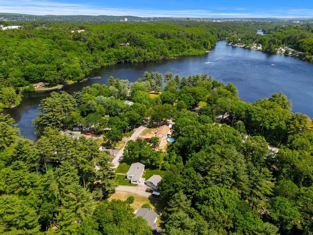 10 Cove Street, Goffstown, NH 03045
