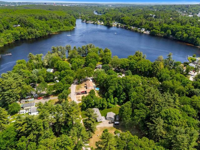 10 Cove Street, Goffstown, NH 03045