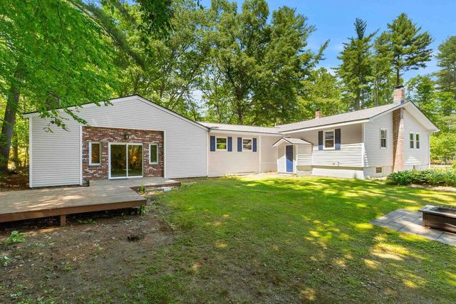 10 Cove Street, Goffstown, NH 03045