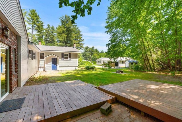 10 Cove Street, Goffstown, NH 03045