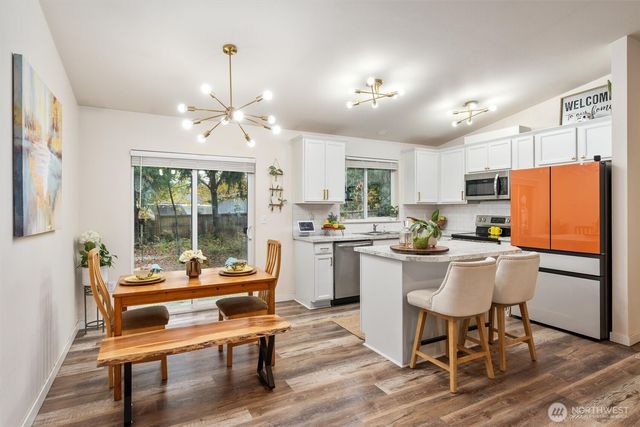 21708 133rd Street Ct E, Bonney Lake, WA 98391