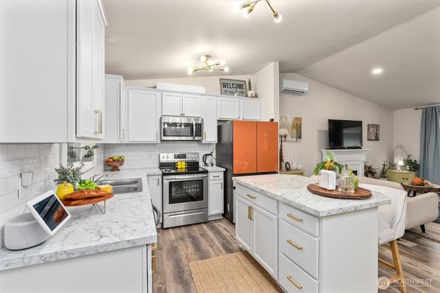 21708 133rd Street Ct E, Bonney Lake, WA 98391