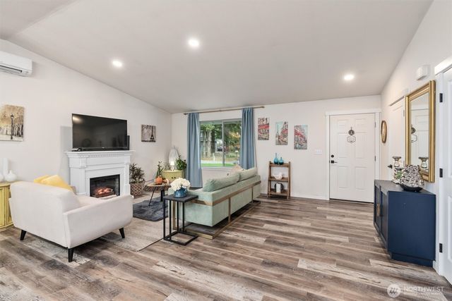 21708 133rd Street Ct E, Bonney Lake, WA 98391