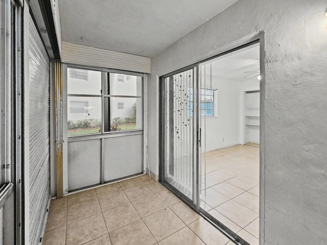 202 Piedmont E, Delray Beach, FL 33484