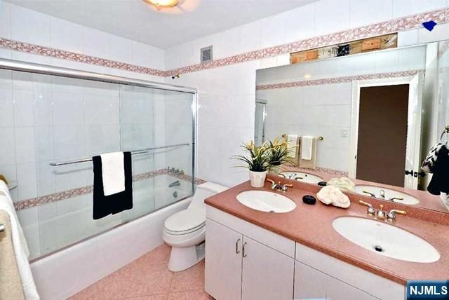 5 Horizon Road 203, Fort Lee, NJ 07024